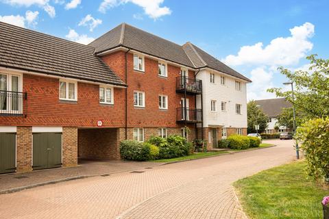 2 bedroom apartment for sale, Albion Way, Edenbridge TN8