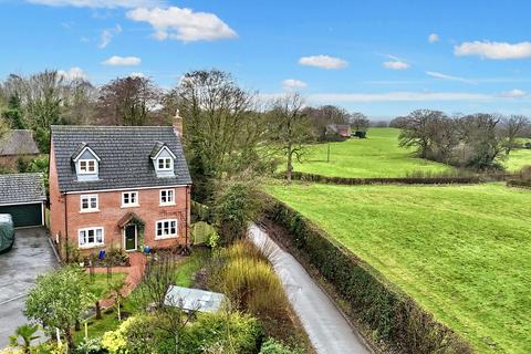 5 bedroom detached house for sale, Moat Lane, Woore, CW3