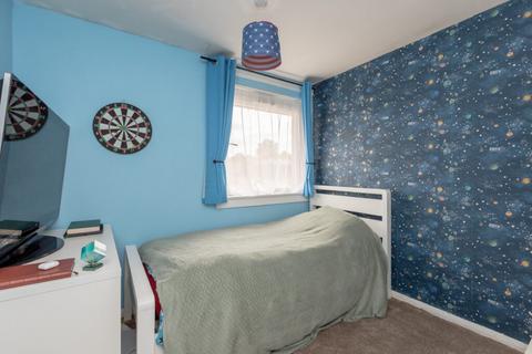 28 Cleekim Drive, Edinburgh, EH15 3QP