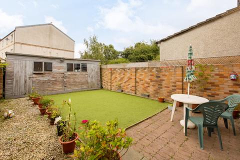 28 Cleekim Drive, Edinburgh, EH15 3QP