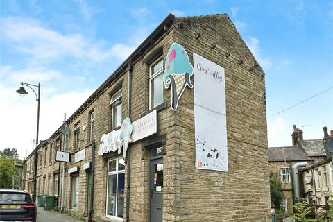 Shop to rent, Yates Lane, Milnsbridge, Huddersfield, HD3