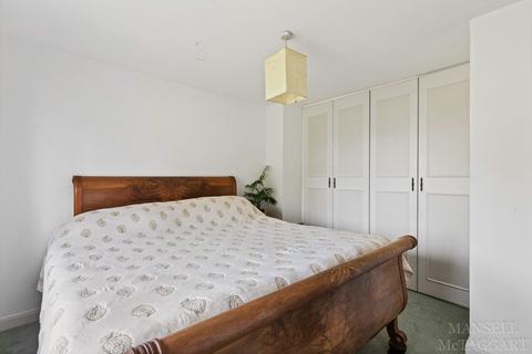 6 Gage Ridge, Forest Row, RH18 5HL