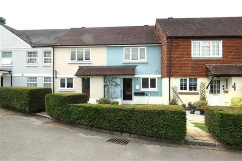 2 bedroom terraced house to rent, Barlavington Way, Midhurst, GU29