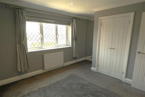 2 bedroom terraced house to rent, Barlavington Way, Midhurst, GU29