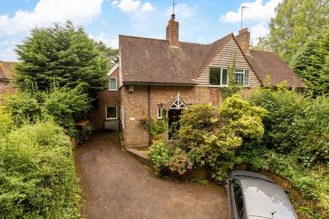 3 bedroom cottage for sale, Imberhorne Lane, East Grinstead RH19