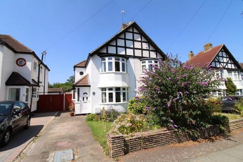 20 Birch Tree Avenue, West Wickham, BR4 9EJ