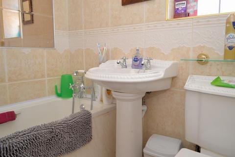 33 Argus Street, Oldham, OL8 3RJ