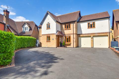 5 bedroom detached house for sale, Nursery Rise, Great Dunmow