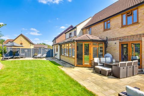 5 bedroom detached house for sale, Nursery Rise, Great Dunmow