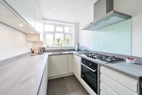 11 Glassmill Lane, Bromley, BR2 0EJ