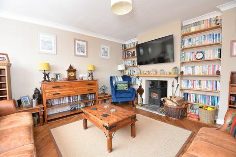 1 Cale Way, Wincanton, BA9 9BS