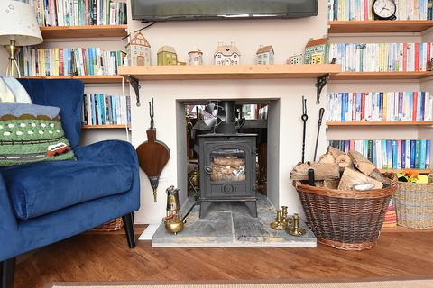 1 Cale Way, Wincanton, BA9 9BS