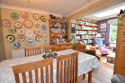 1 Cale Way, Wincanton, BA9 9BS
