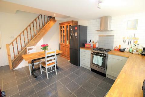 2 bedroom end of terrace house for sale, Padfield Main Road, Glossop SK13