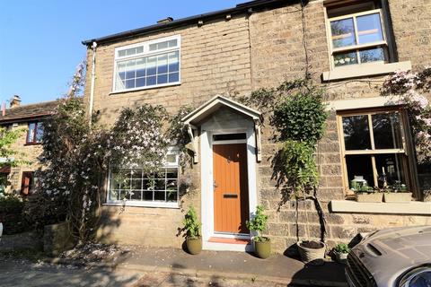 2 bedroom end of terrace house for sale, Padfield Main Road, Glossop SK13