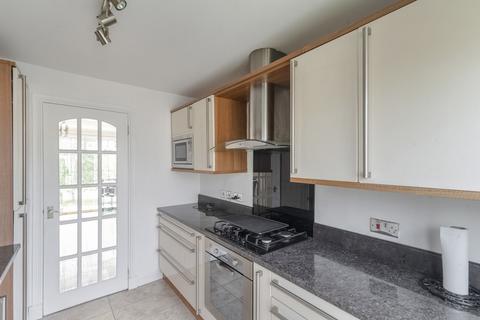 2 bedroom ground floor flat for sale, Burn Drive, Stirling FK7