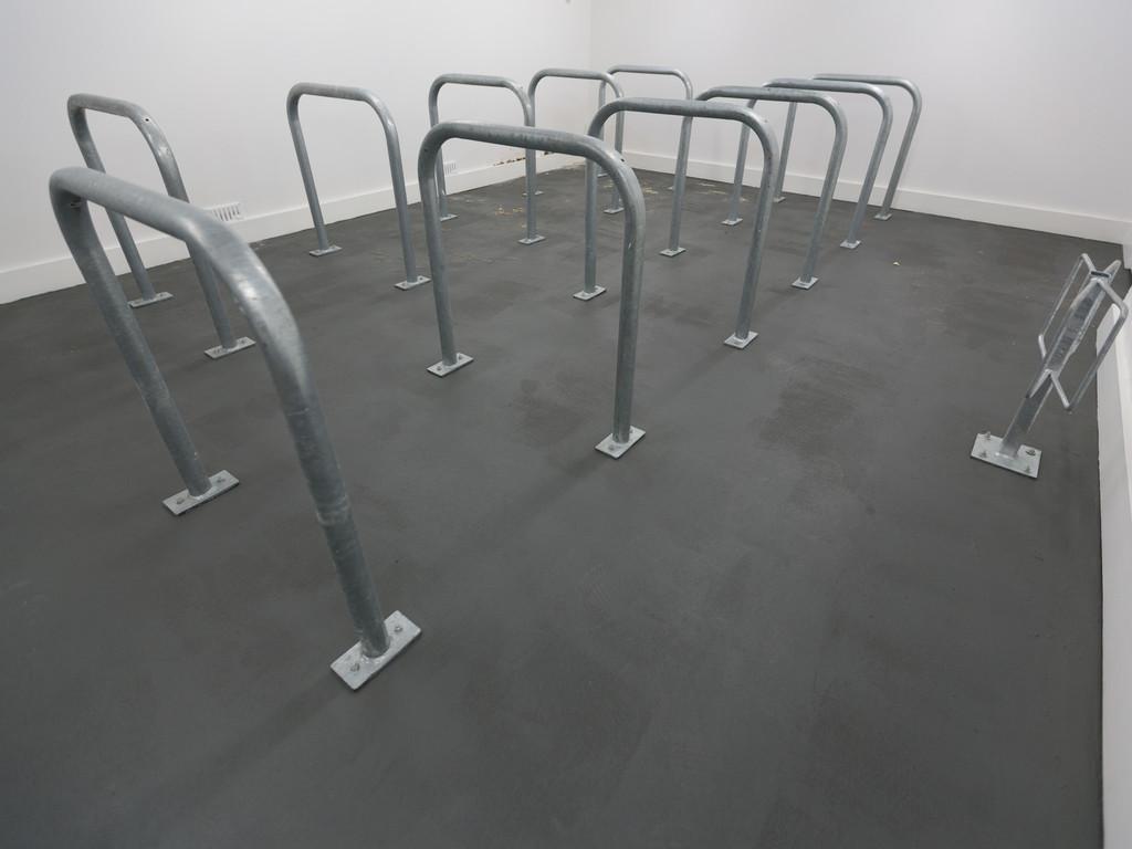 New Inn Hall Street cycle store