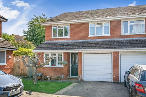 4 bedroom semi-detached house for sale, Giffard Way, Long Crendon HP18