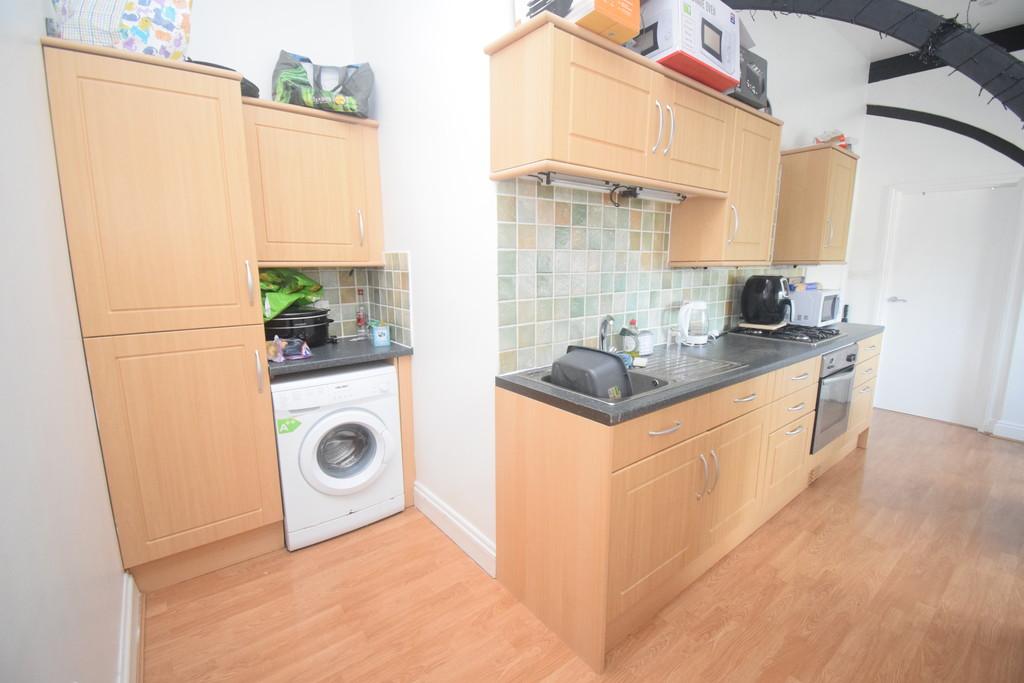 Kitchen (2)