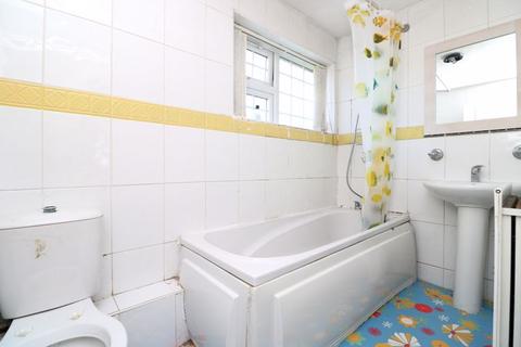 12 Almond Croft, Birmingham, B42 1NU