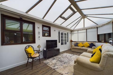 74 Bridgnorth Road, Wolverhampton, WV6 8AG