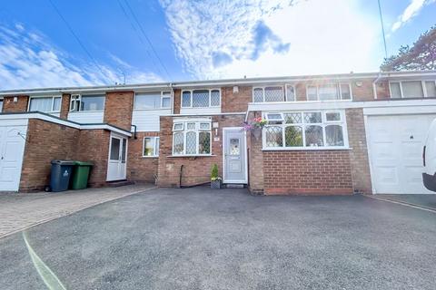 3 bedroom terraced house for sale, Silverstone Drive, Streetly, Sutton Coldfield, B74 2BD