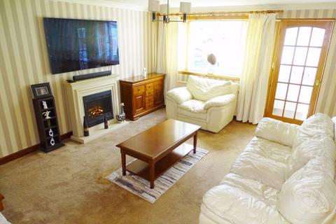 13 Sandy Knowe, Tillicoultry, FK13 6RG