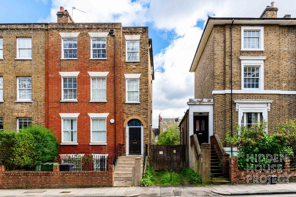 Bedford Road Gate