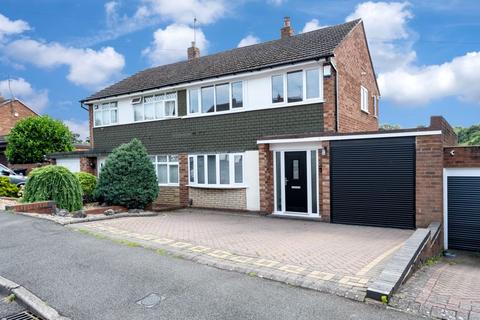 3 bedroom semi-detached house for sale, Tiverton Close, Kingswinford