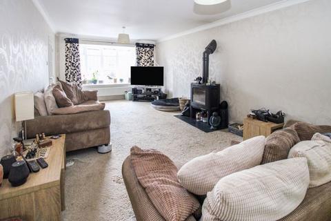 4 bedroom detached house for sale, Back Street, Bedford MK45