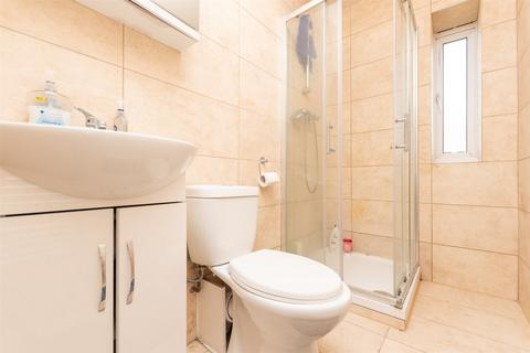 19 Mayplace Avenue, Dartford, DA1 4PY
