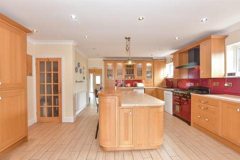 3 bedroom detached house for sale, Lanchester Close, Studd Hill, Herne Bay, Kent