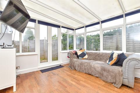 4 Croydon Lane, Banstead, SM7 3AS