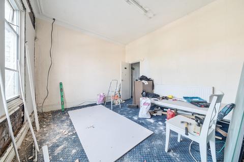 552 Hyde Road, Manchester, M18 7AA