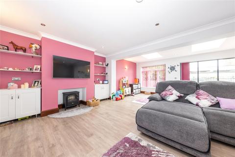 18 Forrest Crescent, Luton, LU2 9AR