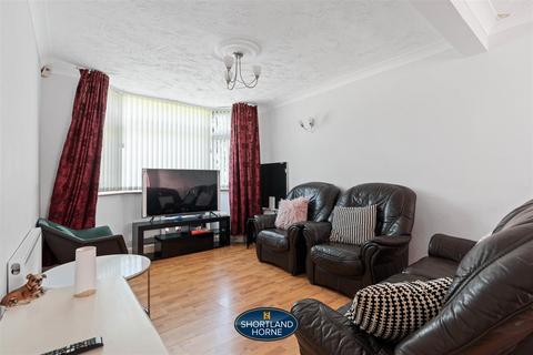 3 bedroom end of terrace house for sale, Hipswell Highway, Wyken, Coventry, CV2 5FH