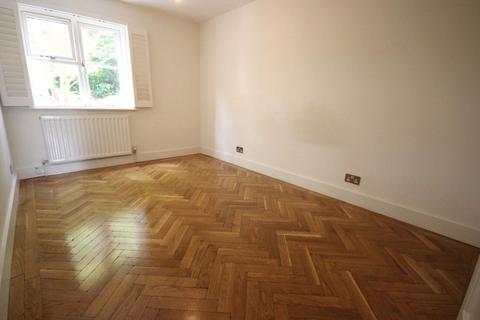 2 bedroom flat to rent, ONLINE ENQUIRIES ONLY - Lower Street, NOAK BRIDGE