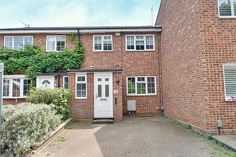 4 Heathgate, Hertford Heath, Hertford, SG13 7PH