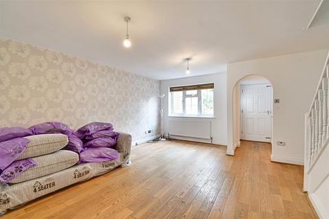 4 Heathgate, Hertford Heath, Hertford, SG13 7PH