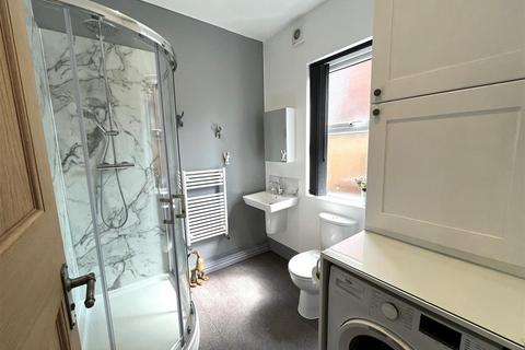 61 Betchton Road, Malkins Bank, Sandbach, CW11 4XN
