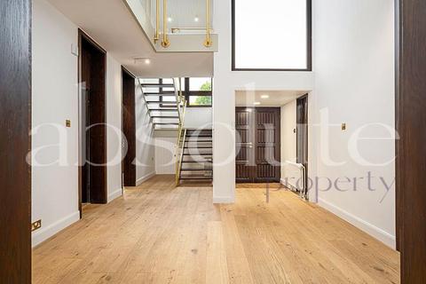 4 bedroom house to rent, Cenacle Close, Hampstead NW3