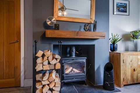 56 First Avenue, Wakefield, WF1 2HS