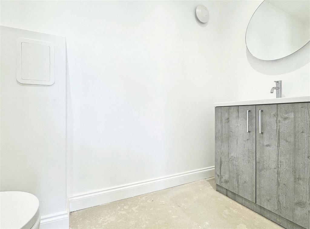 Cloakroom.jpg