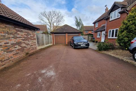 4 bedroom detached house for sale, Northfields, Grays