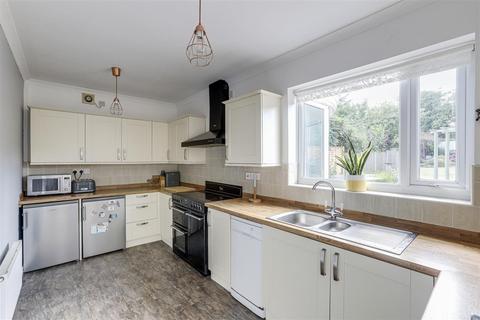 3 bedroom detached house for sale, Ilkeston Road, Stapleford NG9