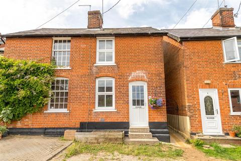 2 bedroom semi-detached house for sale, 5 Castle Lane, Hadleigh