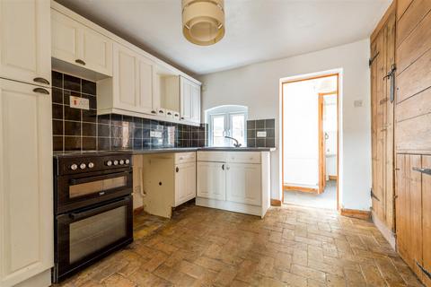 2 bedroom semi-detached house for sale, 5 Castle Lane, Hadleigh