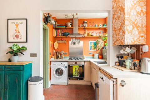 9 Edgeware Road, Southville, Bristol, BS3 1PN