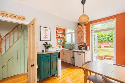 9 Edgeware Road, Southville, Bristol, BS3 1PN