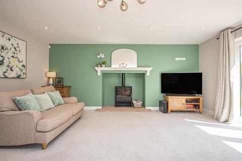 undefined, Flag Tower View, Alton ST10